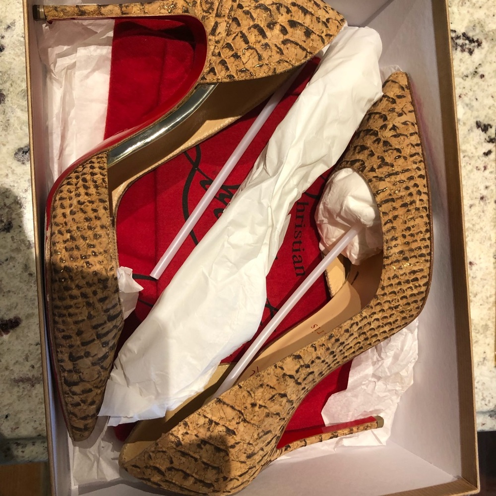 Christian louboutin size 8.5 corks